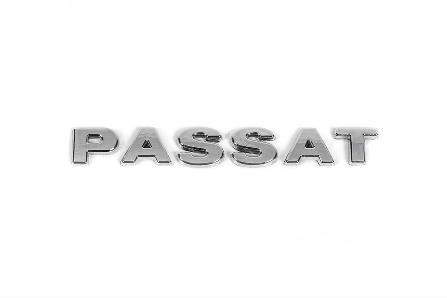 Volkswagen Passat B6 2006-2012 Emblema Passat Image