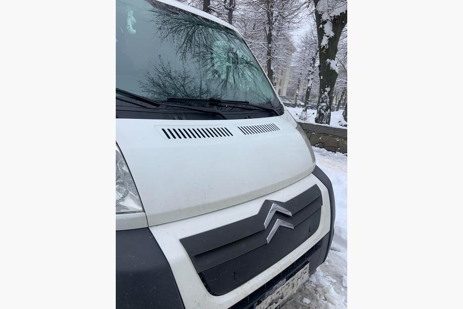 Citroen Jumper 2007-2025 Rejilla de invierno (2006-2014) Brillante Foto 5
