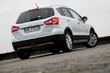La familiaridad con el cruce de Suzuki SX4 S-Cross foto 2