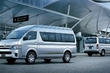 El examen de la camioneta Toyota Hiace foto 3