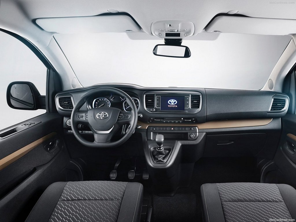 El examen de la camioneta Toyota Hiace