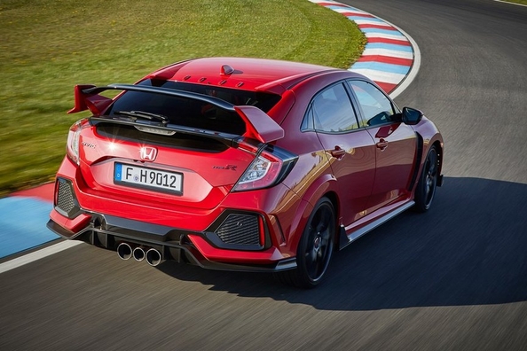 La familiaridad con el Honda Civic Type R de la nueva generación Foto 5