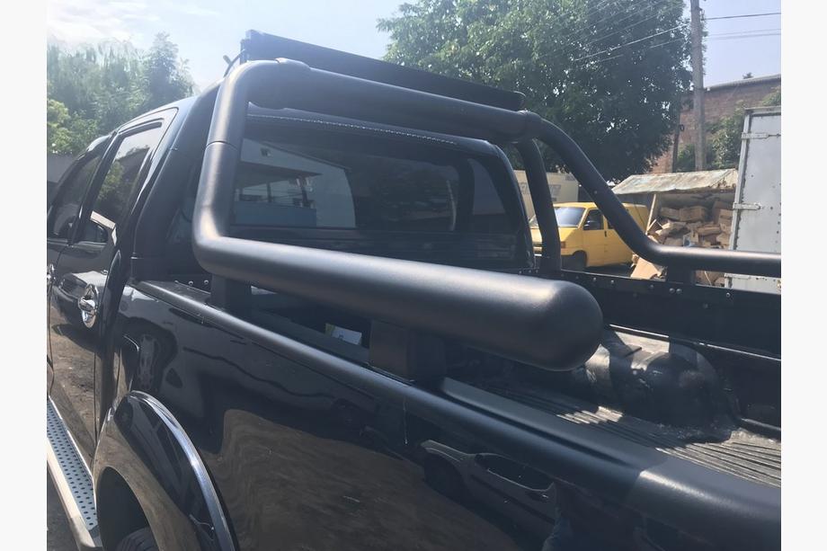 Toyota Hilux 2006-2015 Arco de carrocería (negro) 60mm Foto 4