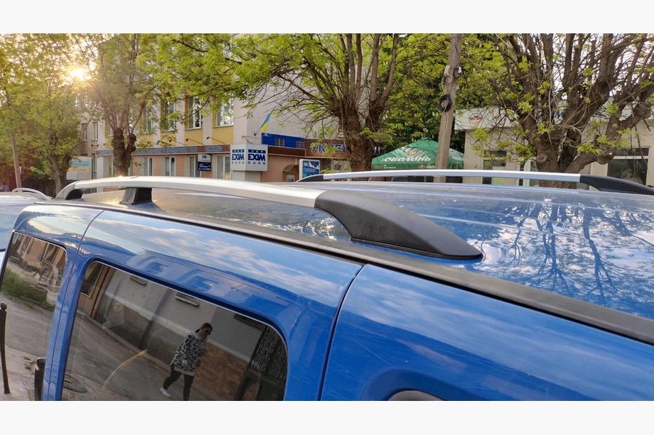 Fiat Doblo I 2005-2010 Barras de Techo Cromadas Foto 2