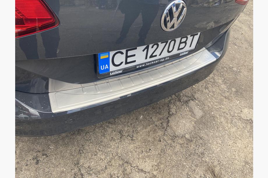 Volkswagen Passat B8 2015-2023 Protector de Parachoques Trasero OmsaLine Acero Inoxidable Sedán Foto 2