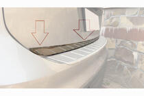 Volkswagen Tiguan 2016-2023 Moldura maletero acero inoxidable Carmos - Acero Inoxidable Turco foto 3
