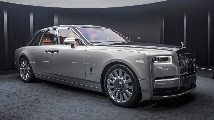 Presentado oficialmente el Rolls-Royce Phantom de octava generación
