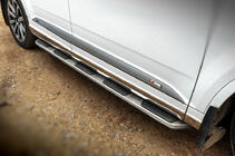 Audi Q7 2015–2026 Estribos Laterales OEM V1 (2 uds., Aluminio) foto 1