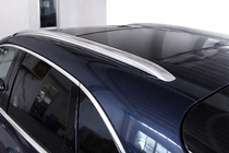Porsche Macan 2014-2024 Barras longitudinales de techo integradas grises OEM (Aluminio, instalación con adhesivo) foto 1
