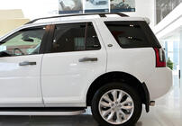 Land Rover Freelander II 2006–2014 Barras de techo originales (2 uds) foto 4