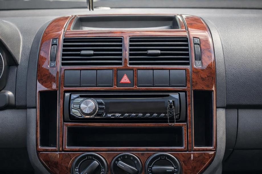 Volkswagen Polo 2001-2009 Cubiertas de Panel de Salpicadero (2001-2005) Madera Image