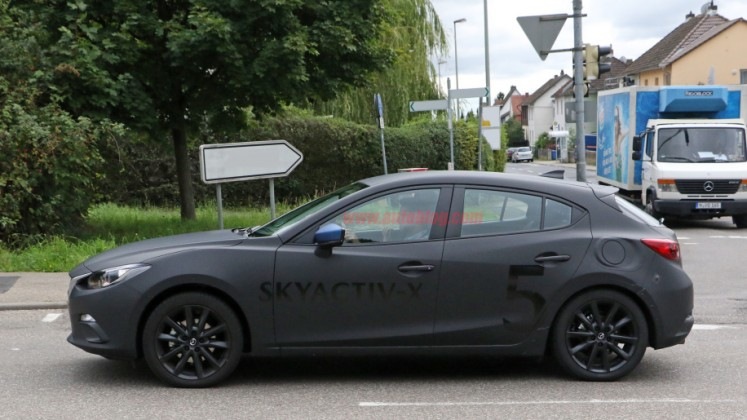 Mazda lanzará un nuevo trío con un innovador motor