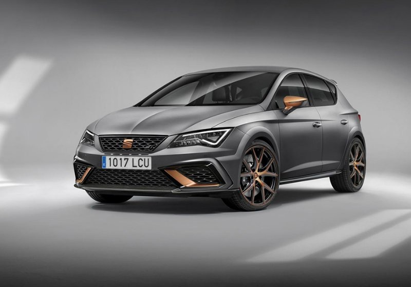 Seat ha presentado una nueva generación de Leon Cupra R.