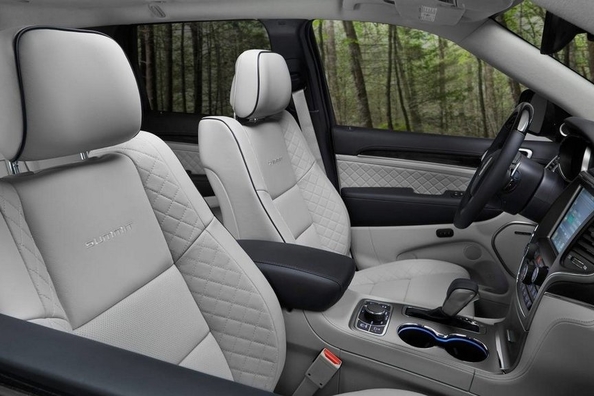 Revisión de Jeep Grand Cherokee de la nueva generación Foto 5