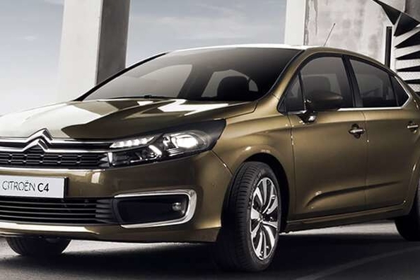Revisión actualizada de Citroen C4