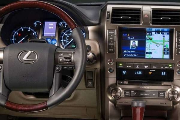 Brutalidad y sofisticación en el SUV Lexus GX 460 actualizado Foto 5