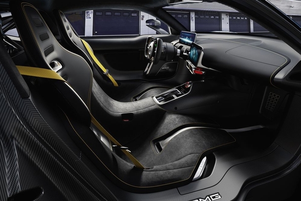 Hipercar eléctrico Project One de Mercedes-AMG con una capacidad de 1000 "caballos" Foto 6
