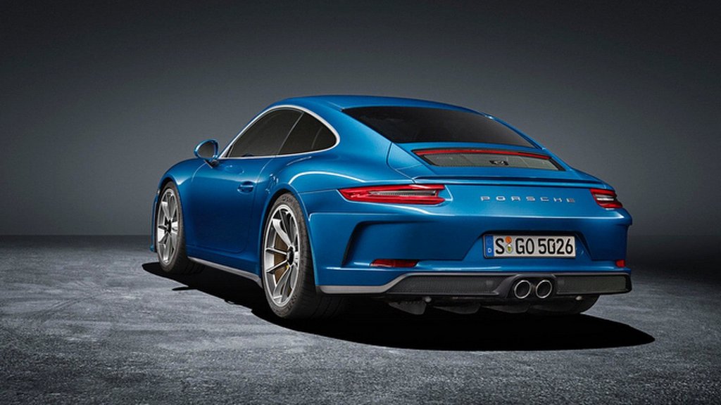 Porsche presento la versión especial del 911 GT3 Touring Package