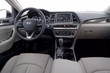 Revisión de sedán Hyundai Sonata 2018 el modelo del año foto 6