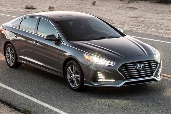 Revisión de sedán Hyundai Sonata 2018 el modelo del año