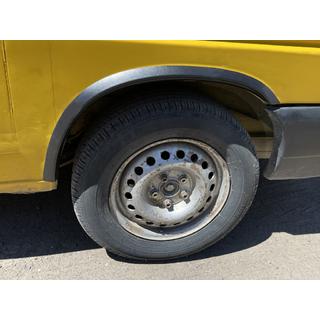 Aletines de aleta (4 uds, plástico) Volkswagen T4 Caravelle/Multivan 1990–2003 foto 2