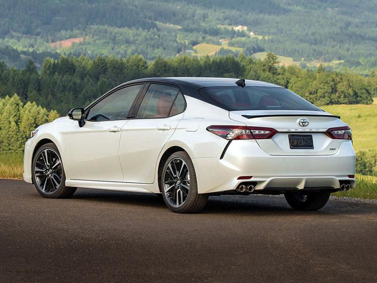 Revisión Toyota Camry 2018 el modelo del año