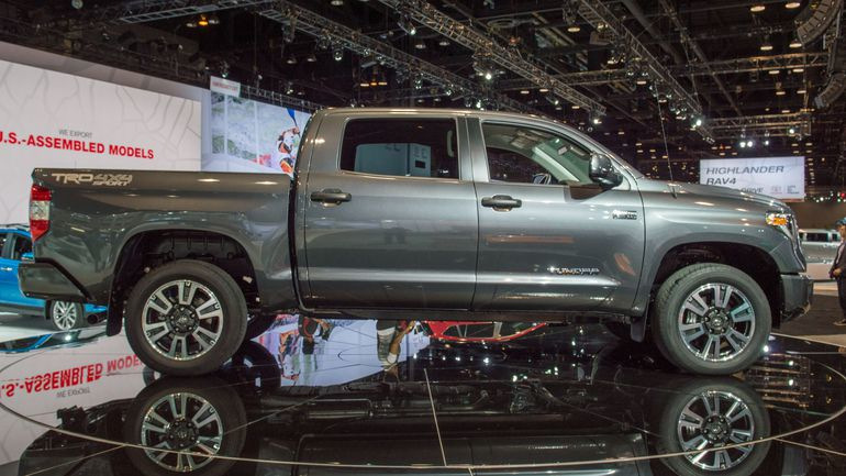 Revisión actualizada de una camioneta Toyota Tundra