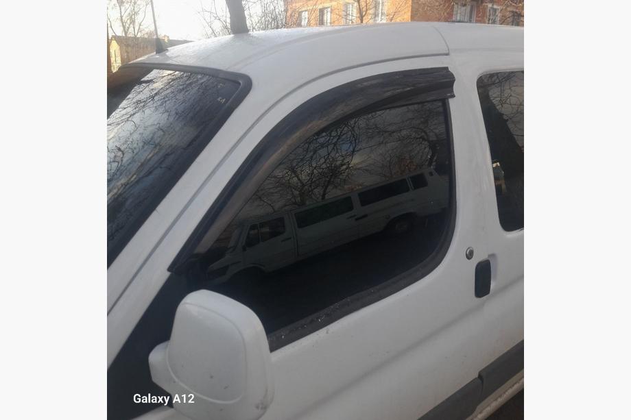 Citroen Berlingo 1996-2008 Deflectores de Ventana (2 uds., Sunplex Sport) Foto 5
