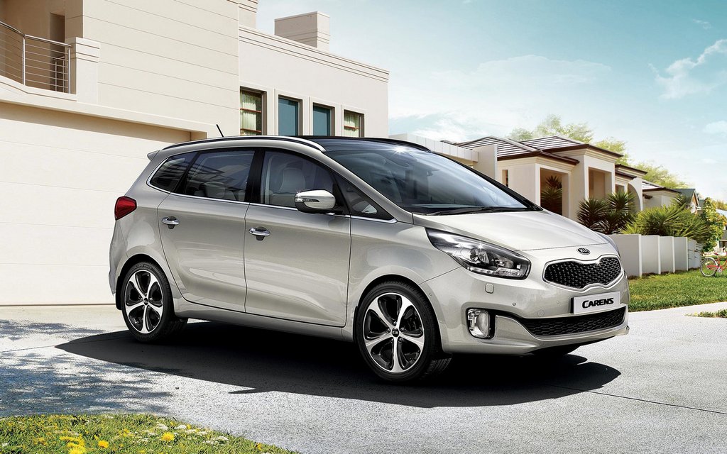 Revisión de la furgoneta compacta KIA Carens