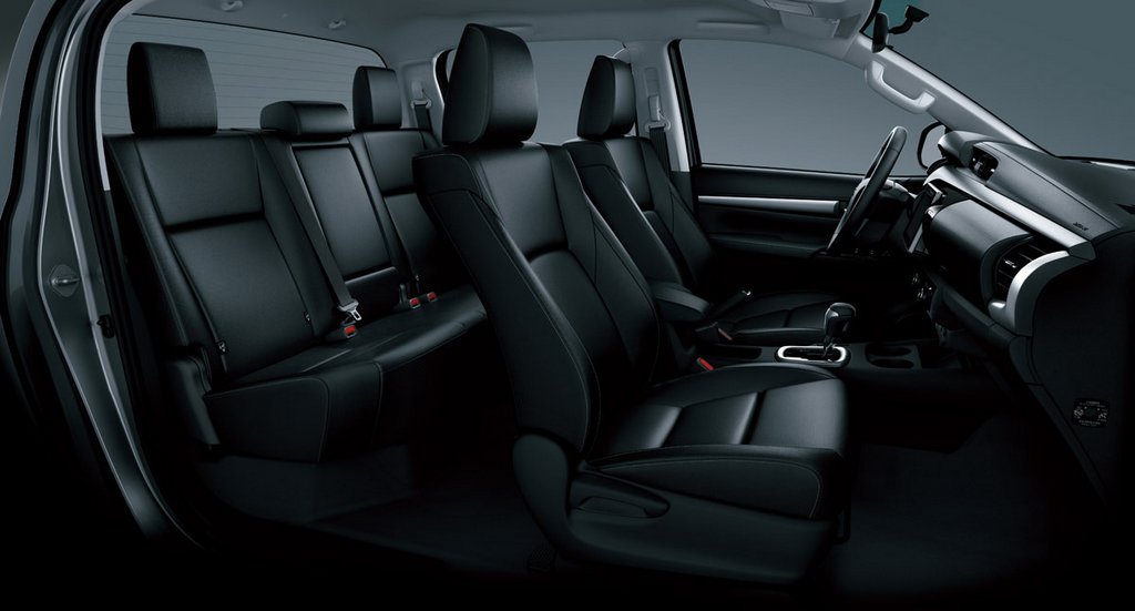 Examen de la parte trasera de la camioneta Toyota Hilux