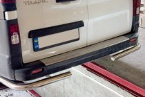 Renault Trafic 2015- Esquinas traseras (2 uds., acero inoxidable) foto 1