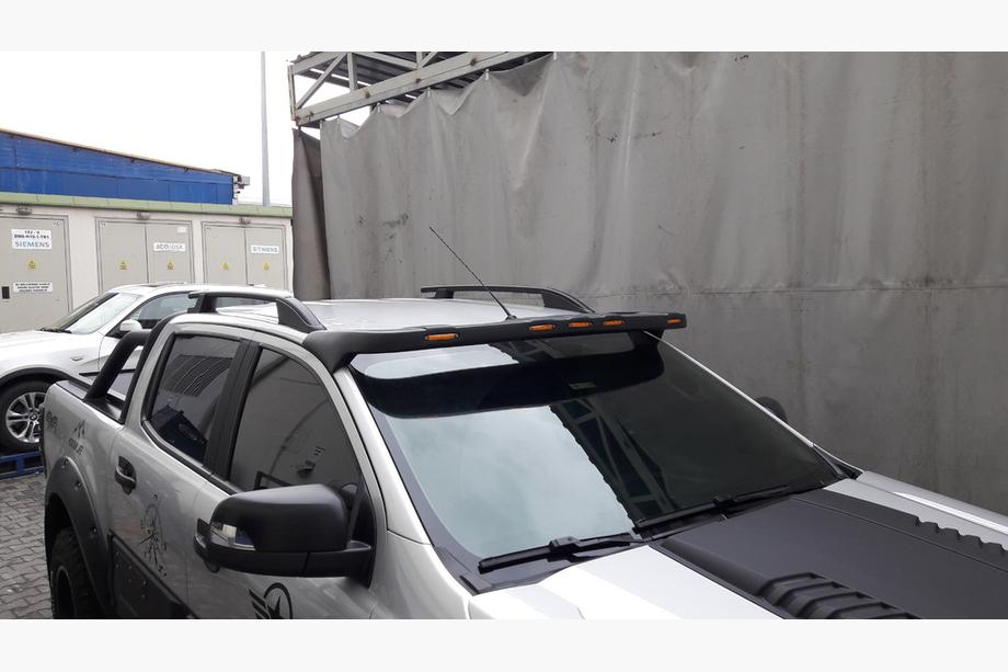 Ford Ranger 2011–2022 Visera de parabrisas LED V1 Image