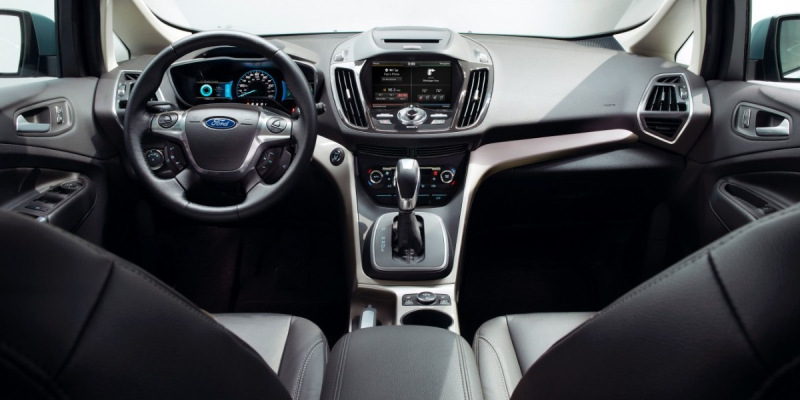 Revisión de la minivan compacta Ford C-Max de cinco plazas