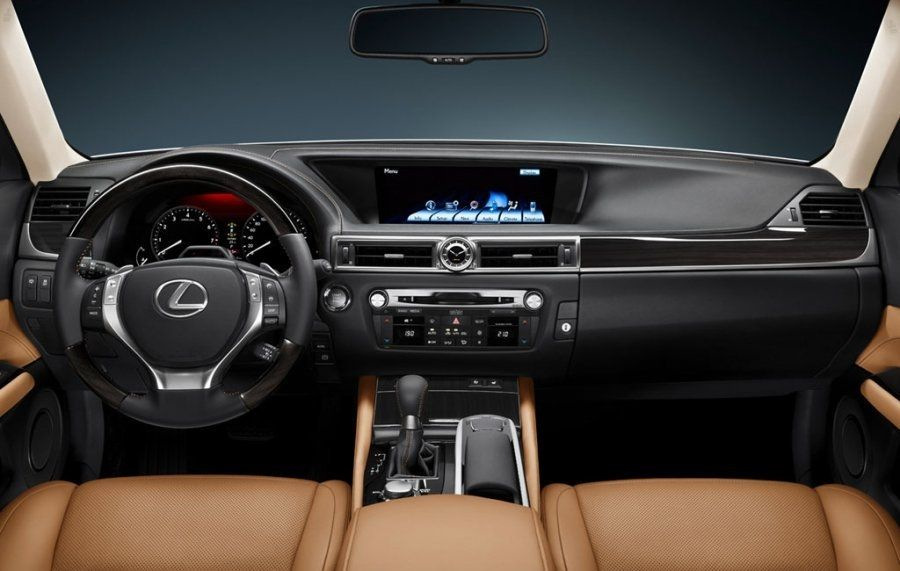 El examen de la berlina Lexus GS
