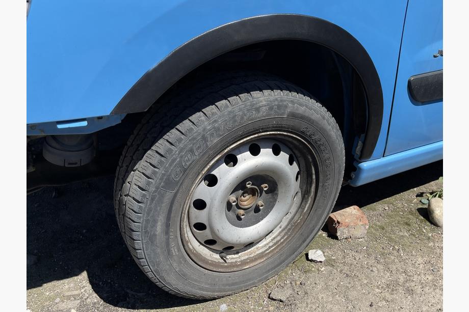 Citroen Jumpy 2007–2017 Aletines de aleta (4 uds, negros) Image