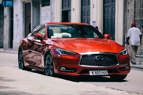 Coupé Infiniti Q60 segunda generación