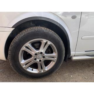 Aletines de aleta (4 uds, negros) Mercedes Vito W639 2004-2014 foto 3