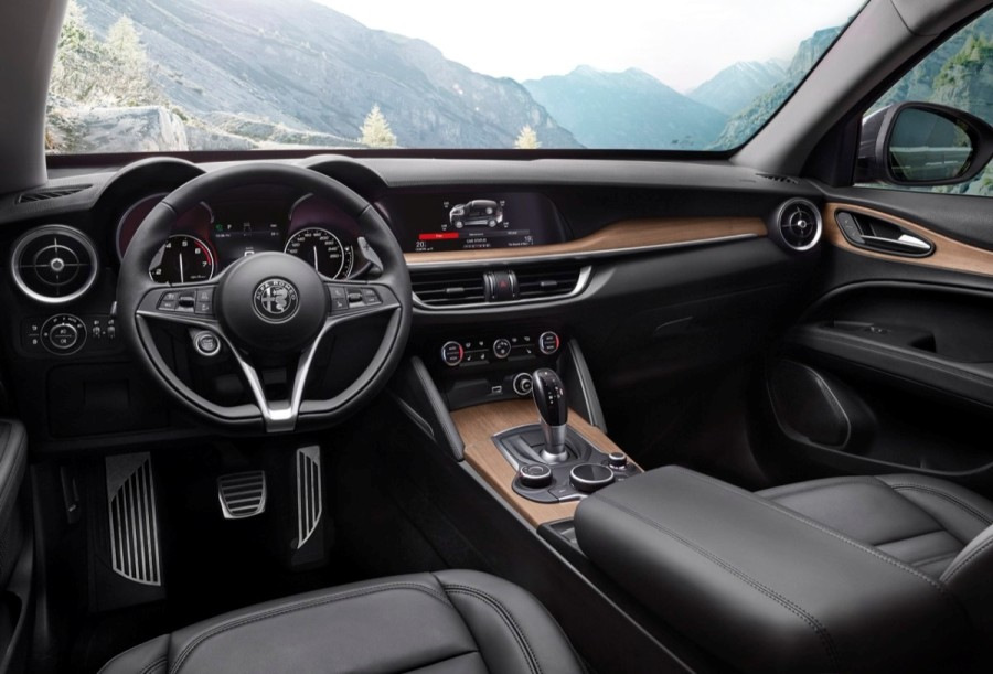 El examen de cruce de Alfa Romeo Stelvio