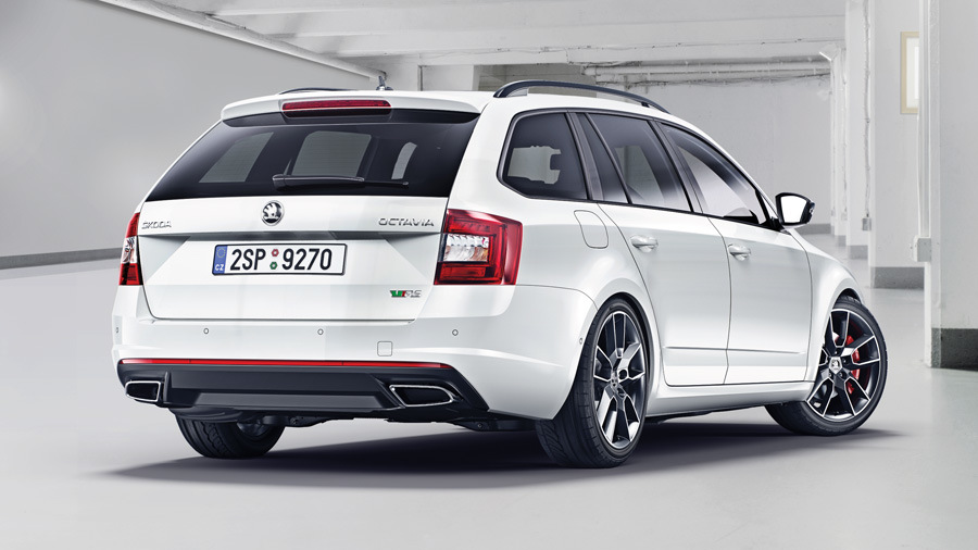 El examen de camioneta Skoda Octavia Combi RS
