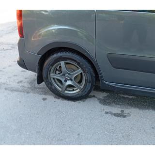 Aletines de aleta (4 uds, negros) Peugeot Partner Tepee 2008-2018 foto 4