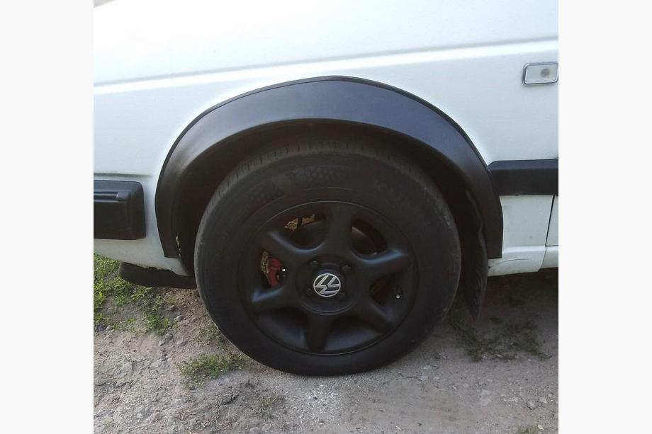 Volkswagen Golf 2 1983-1992 Aletines de aleta (4 uds, negros) Image