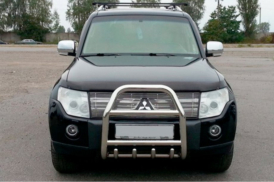 Mitsubishi Pajero Wagon III 1999-2006 Defensa Delantera QT007 (Acero Inoxidable) Image