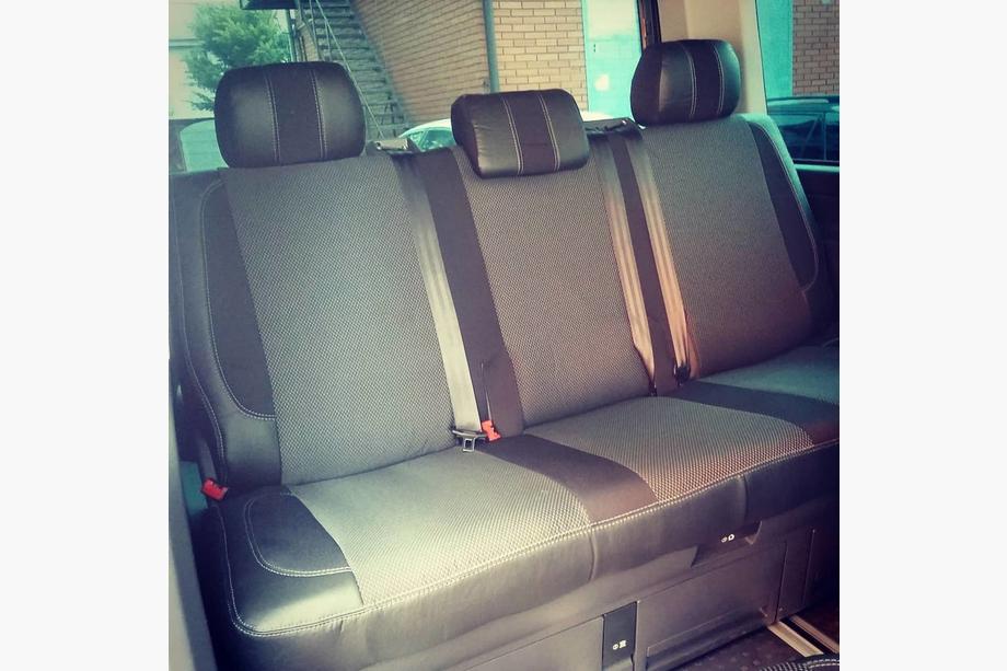 Volkswagen T5 Caravelle 2004-2010 Fundas de Asientos de Coche (Cuero Ecológico y Tela, Premium) Asientos delanteros (2↗1) Foto 5