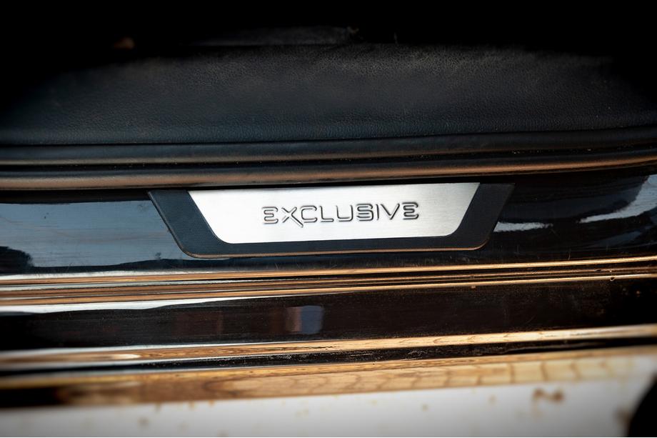 Volkswagen Passat B7 2012-2015 Protecciones de umbral Flexill (4uds) Exclusive Foto 7