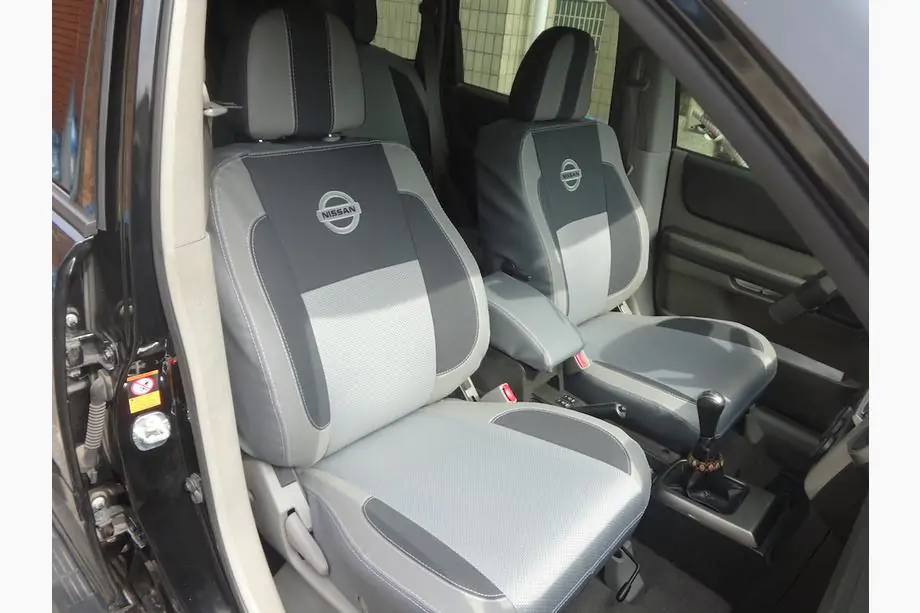 Nissan X-trail T30 2002-2007 Fundas de Asientos de Coche (Polipiel↗Tela, Premium) Foto 23