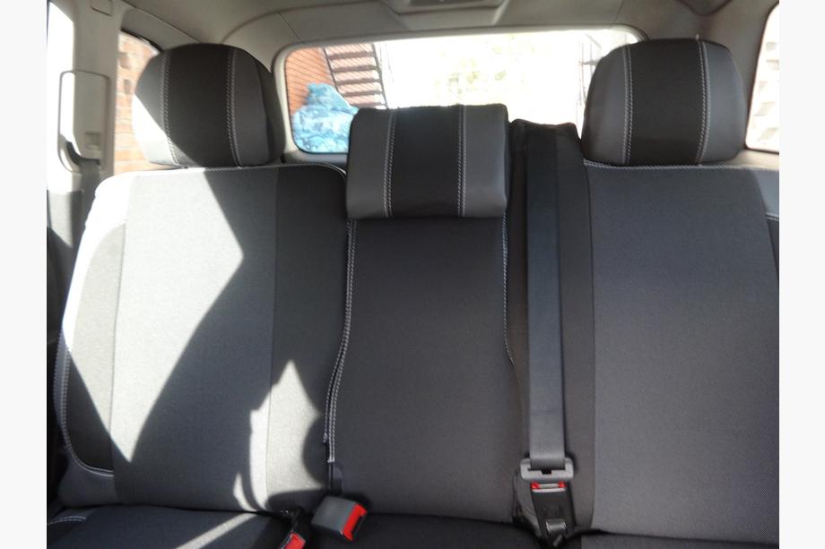 Opel Zafira B 2005–2011 Fundas de Asientos de Coche (Polipiel↗Tela, Premium) Foto 11