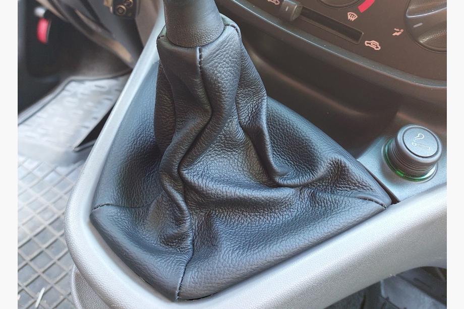 Fiat Doblo I 2001-2005 Funda de Palanca de Cambios de Piel Image