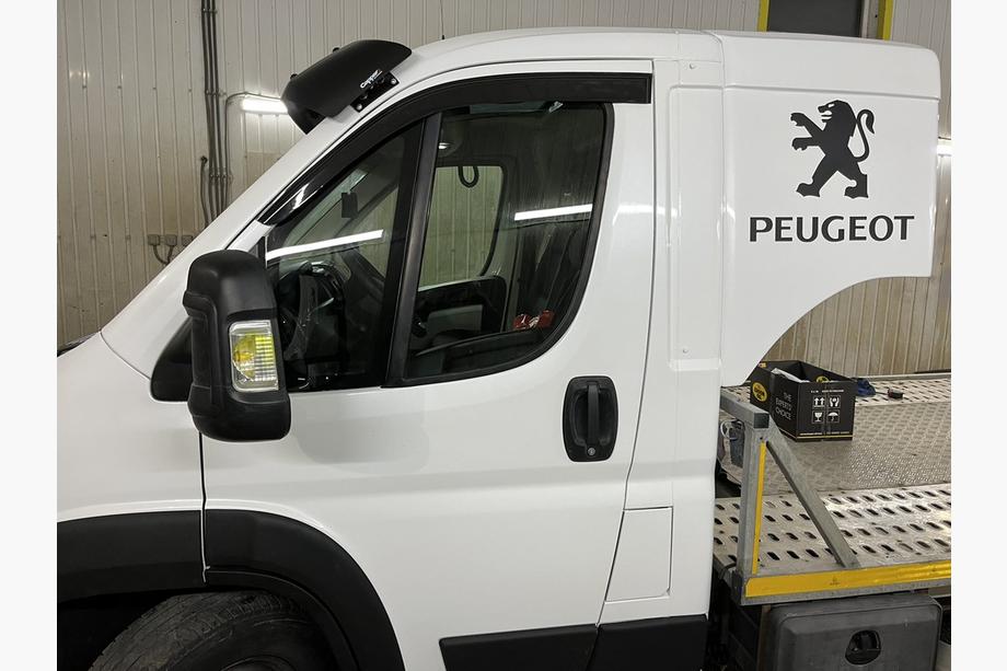 Fiat Ducato 2006-2025 Deflectores de Ventana (2 uds, DDU) Image