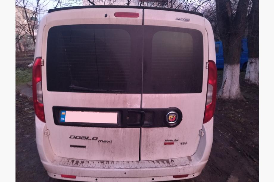 Fiat Doblo II 2010-2022 Emblema (Abarth, autoadhesivo) 120 mm Foto 4