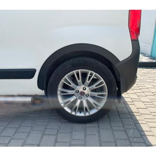 Aletines de aleta (4 uds, negros) Fiat Fiorino/Qubo 2008-2024 foto 2
